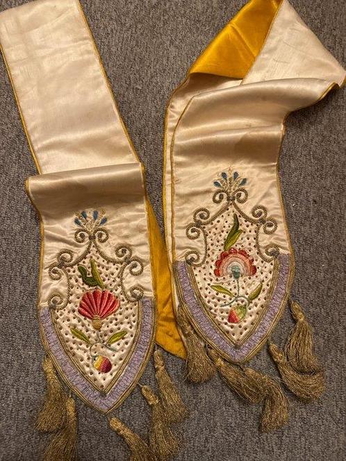 Chasuble gothique ancienne - Broderie - Orfroi - Gallon, Antiek en Kunst, Kunst | Niet-Westerse kunst
