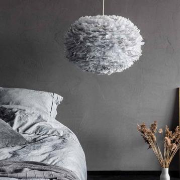 Hanglamp lichtgrijs | Umage Eos | verenlamp | met koordset, Huis en Inrichting, Lampen | Hanglampen, Overige materialen, 50 tot 75 cm