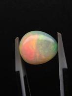 3.4ct Natural White Opal Cabochon - Hoogte: 12.6 mm -, Collections, Minéraux & Fossiles