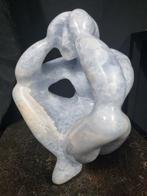 Stunning Big Blue calcite sculpture carving; de denker -