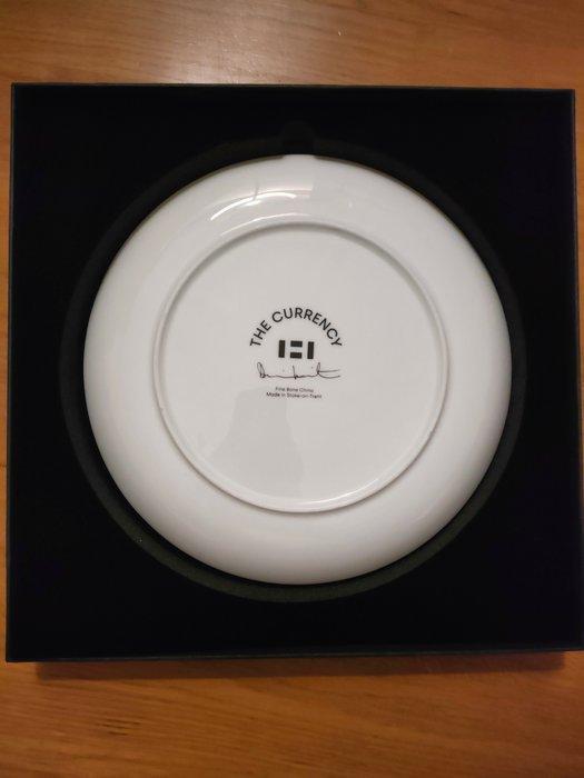 Damien Hirst - Wandbord - Porselein - Overal op de stipplaat, Antiek en Kunst, Antiek | Glaswerk en Kristal