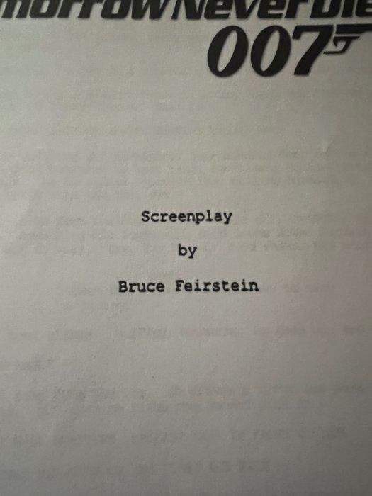 James Bond 007: Tomorrow Never Dies - Pierce Brosnan,, Verzamelen, Film en Tv