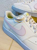 Nike - Veterschoenen - Maat: EU 41, Nieuw