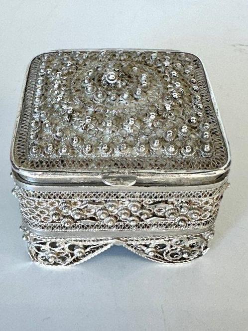 Poolse Zilversmid - Boîte - Boîte à décalcomanies Filigraine, Antiek en Kunst, Antiek | Zilver en Goud