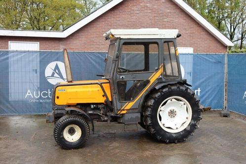 Veiling: Tractor Renault Diesel 67pk, Articles professionnels, Agriculture | Tracteurs, Enlèvement
