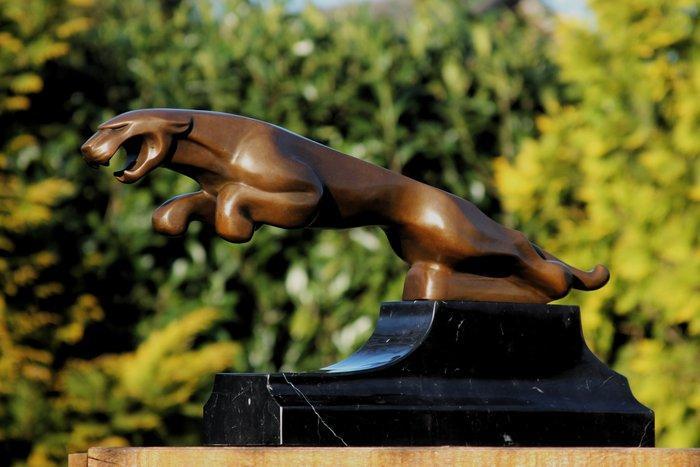 sculptuur, bronzen springende jaguar 65 cm lang - 33 cm -, Antiek en Kunst, Kunst | Designobjecten