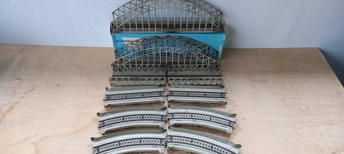 Märklin H0 - 7163/7167/7168/7162 - Ponts (10) - Lot de 10, Hobby en Vrije tijd, Modeltreinen | H0