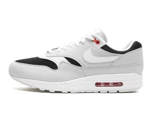 Nike Air Max 1 Urawa - Maat 42.5 EU, Kleding | Heren, Schoenen, Ophalen of Verzenden