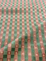 Handgeweven fluwelen stof met een dicht geweven structuur en, Antiek en Kunst