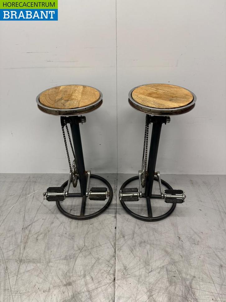 Lot de 2 tabourets de bar en métal aspect bicyclette, Zakelijke goederen, Horeca | Keukenapparatuur, Verzenden