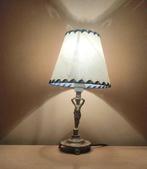 Lamp - Tafel- of bureaulamp met cherubijn aan de voet. -, Antiek en Kunst, Curiosa en Brocante