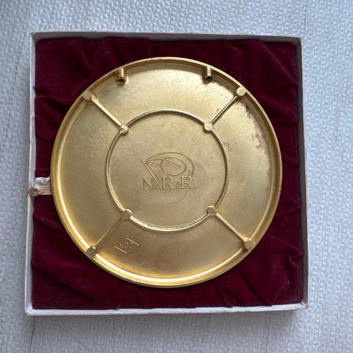 Japan. 1964 Tokyo Olympic Games – Commemorative Medal with, Verzamelen, Overige Verzamelen