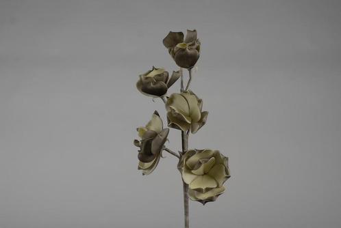 Magnolia kort foam Taupe/Creme Magnolia, Huis en Inrichting, Woonaccessoires | Kunstplanten en Kunstbloemen, Nieuw
