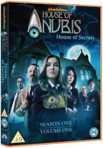House of Anubis: Season 1 - Volume 1 - House of Secrets DVD, CD & DVD, DVD | Autres DVD, Envoi