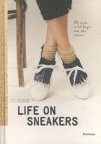 Life on sneakers, Verzenden