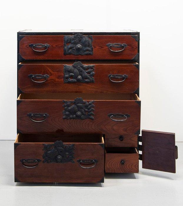 Commode - Une belle Sendai Tansu  avec une ferronnerie, Antiek en Kunst, Antiek | Overige Antiek