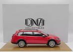 DNA Collectibles 1:18 - Modelauto - Volkswagen Golf 7 SW, Hobby & Loisirs créatifs, Voitures miniatures | 1:5 à 1:12