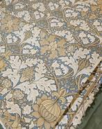 William Morris damasten stoffen in blauw met duifmotief -