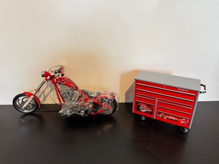 Snap-on 1:10 - Model motorfiets - The Chopper, Hobby en Vrije tijd, Modelauto's | 1:5 tot 1:12