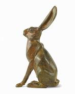 Pierre Chenet (XX-XXI) - sculptuur, Beautiful Sitting Hare -