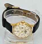 Universal Geneve -18K Armbanduhr - Kalenderkomplikation -, Handtassen en Accessoires, Horloges | Heren, Nieuw