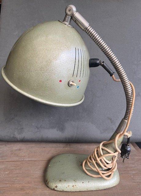 Vintage medische lamp WERKEND! - Bureaulampen - Warmte lamp, Antiek en Kunst, Antiek | Wandborden en Tegels