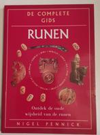 De complete gids runen 9783829079358 Nigel Pennick, Boeken, Gelezen, Nigel Pennick, Verzenden, Nederlands