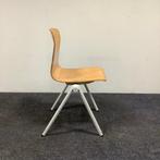 Tweedehands pagholz schoolstoel, stapelstoel, zithoogte 44, Huis en Inrichting, Gebruikt, Grijs, Hout, Eén
