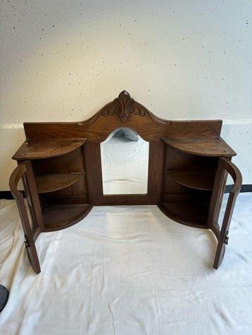 Vitrine - Ancienne vitrine en bois sculpté avec miroir et