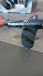 1:48 - Modelvliegtuig