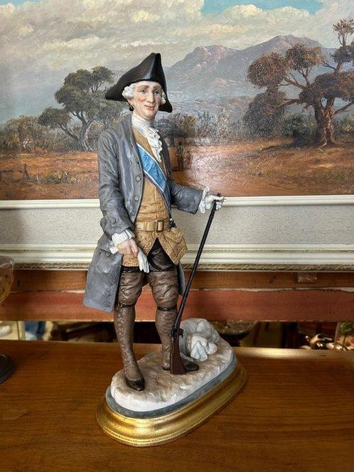 V.S. Algora - Sculpture, Figura de Biscuit Carlos III, Antiek en Kunst, Antiek | Glaswerk en Kristal