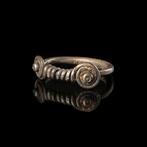 Keltisch Zilver Ring met spiraalknopen