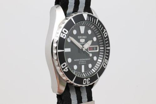 Seiko - Seiko 5 - Zonder Minimumprijs - SNZF17J1 | 7S36-03C0, Handtassen en Accessoires, Horloges | Antiek