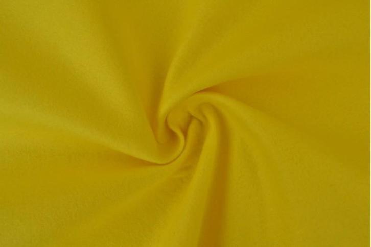 15 meter vilt 3mm - geel, Hobby en Vrije tijd, Stoffen en Lappen, 120 cm of meer, 200 cm of meer, Geel, Nieuw, Polyester, Verzenden