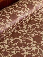 Zijden bedsprei en jacquard, barokke bedrukking en bloemen., Antiek en Kunst