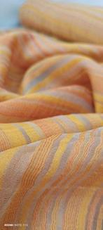 Textiel (2) - 600 cm - 140 cm - Chenille-organza