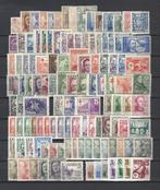 Spanje 1942/1949 - Complete jaren zonder 1015/16, Timbres & Monnaies, Timbres | Europe | Espagne