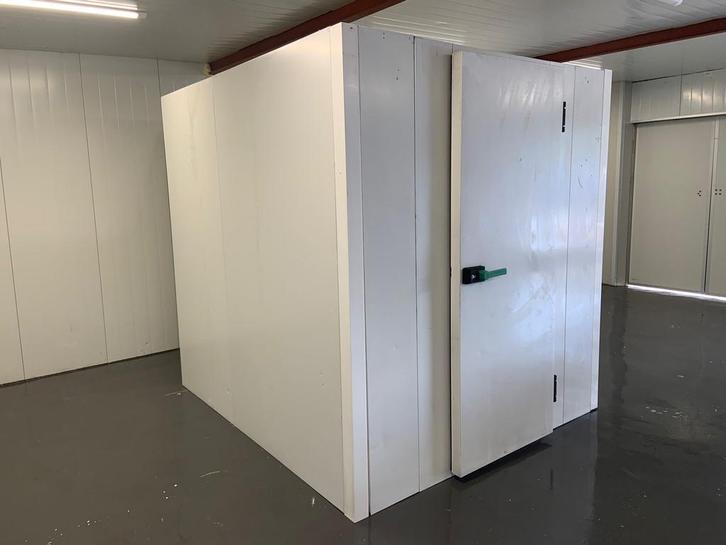 Koelcel 196 x 226 x 210 cm, Zakelijke goederen, Horeca | Keukenapparatuur, Gebruikt, Koelen en Vriezen