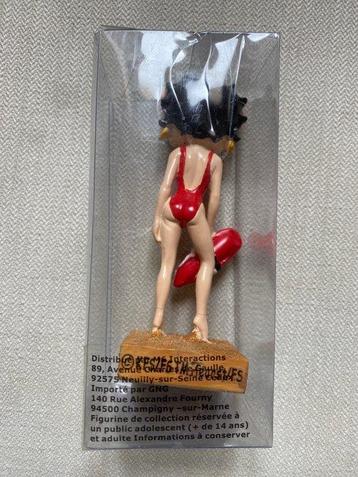 Figurine produit - Résine - 2000-2010, CD & DVD
