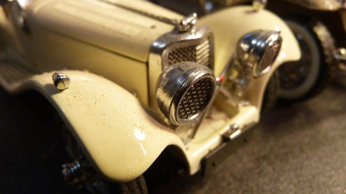 Franklin Mint 1:24 - Modelauto (3) - Réplica voiture de luxe, Hobby en Vrije tijd, Modelauto's | 1:5 tot 1:12