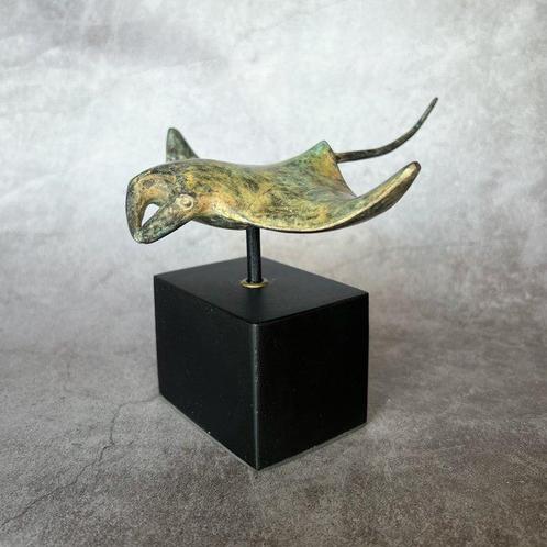 sculptuur, NO RESERVE PRICE - Patinated Bronze Manta Ray, Antiek en Kunst, Curiosa en Brocante