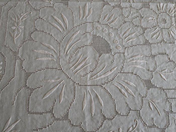 Copriletto puro lino Bellora ricamo Punto Pieno a Sfilato, Antiquités & Art, Tapis & Textile