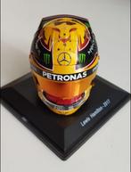 Spark 1:5 - Modelauto - Lewis Hamilton 2017 Helmet, Nieuw