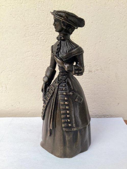 Tafelbel - Beeldje - Vrouw in historische kleding - Brons, Antiek en Kunst, Curiosa en Brocante