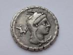 Romeinse Republiek. L. Papius. 79 BC. AR Serrate Denarius.