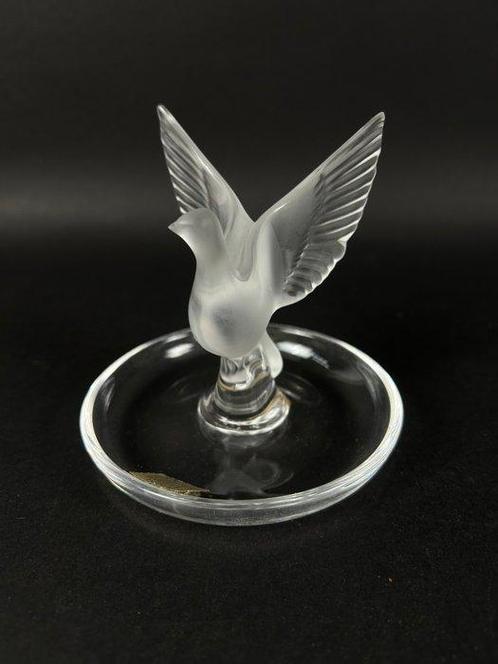 Lalique - Beeldje - Cendrier Thalie 10749 - Kristal, Antiquités & Art, Antiquités | Verre & Cristal