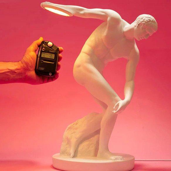 Seletti - Uto Balmoral - Lampe - Lampe Discobolux - Résine, Antiek en Kunst, Kunst | Designobjecten