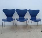 Fritz Hansen - Arne Jacobsen - Chaise (3) - Modèle 3107 -