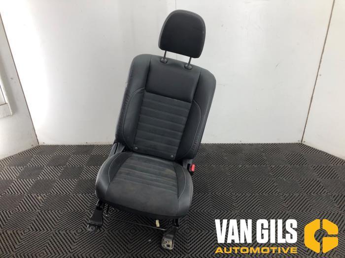 Stoel rechts Mitsubishi Outlander O312527, Auto-onderdelen, Interieur en Bekleding