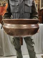 Outil - Un grand entonnoir à décanter ancien, également